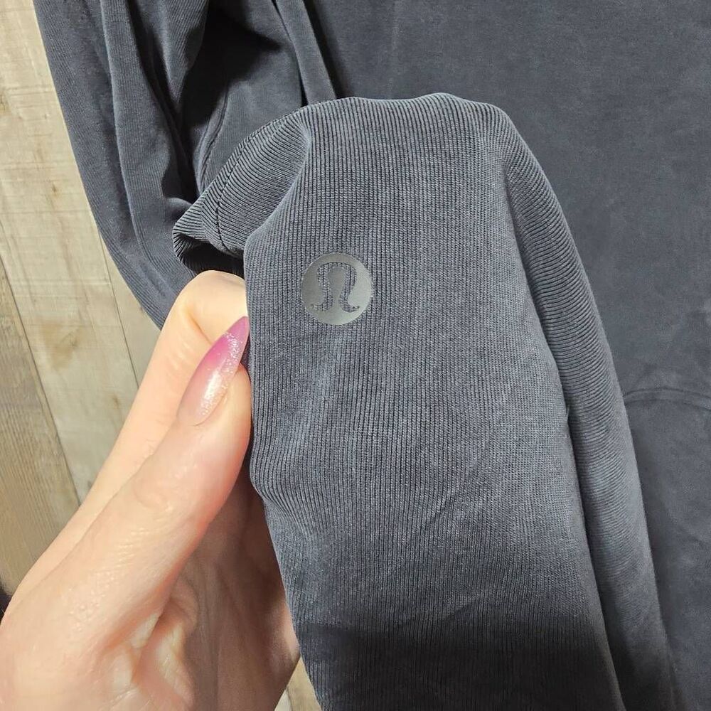 Lululemon Drapey Softstreme Off-The-Shoulder Long-Sleeve Shirt Black Large Comfy - Picture 4 of 6